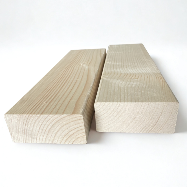 Hranol – 4,5 x 10 cm (smrek) - Dĺžka: 4m